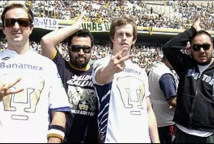3 de los 4 integrantes de Molotov le van a los Pumas de la UNAM