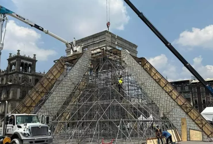 Réplica del templo de Kukulcán llega al Zócalo capitalino: Todo lo que tienes que saber