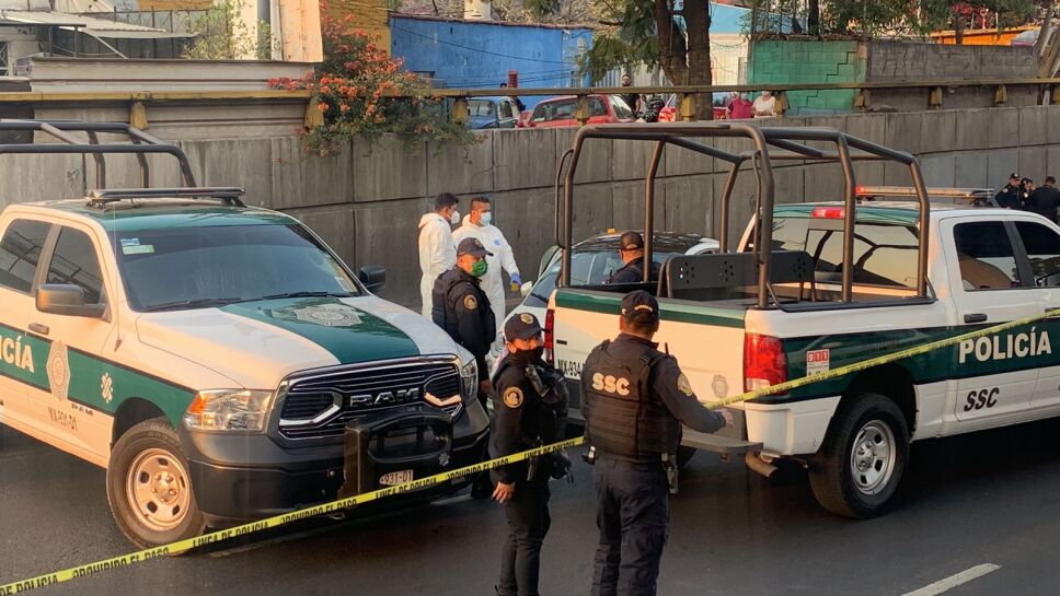 asesinan-automovilista-avenida-oceanía-cdmx.jpg