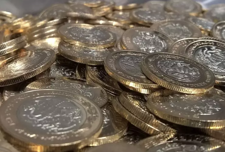 Moneda 10 pesos vale millones de pesos actualmente.jpg