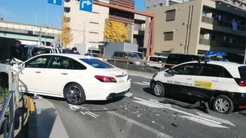 ¿Cómo ocurrió el atropello masivo en Japón que dejó un muerto y varios lesionados