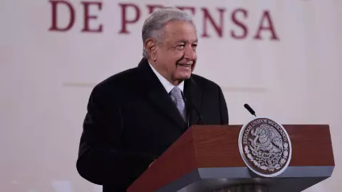 AMLO encabeza la mañanera hoy 27 de diciembre de 2023 en vivo.