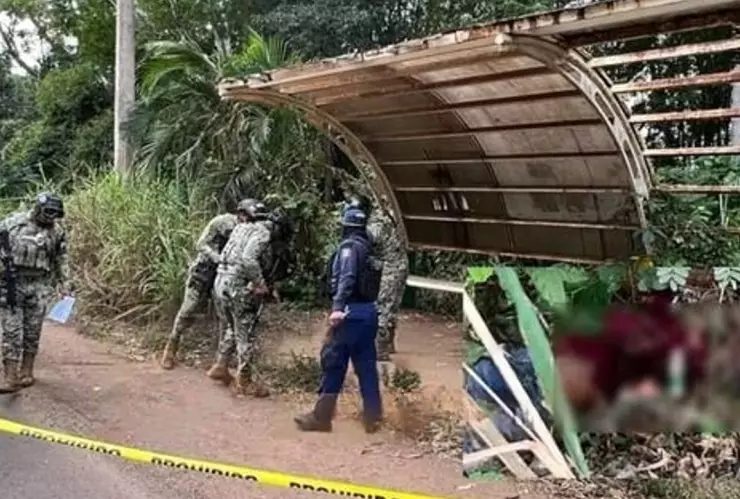 Hallan cuerpo de taxista ejecutado en paradero de autobús