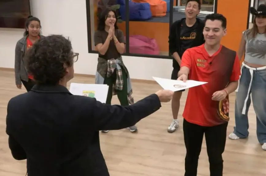 Mario Girón nos sorprenderá con un tema de uno de sus artistas favoritos ¿De quién se trata?