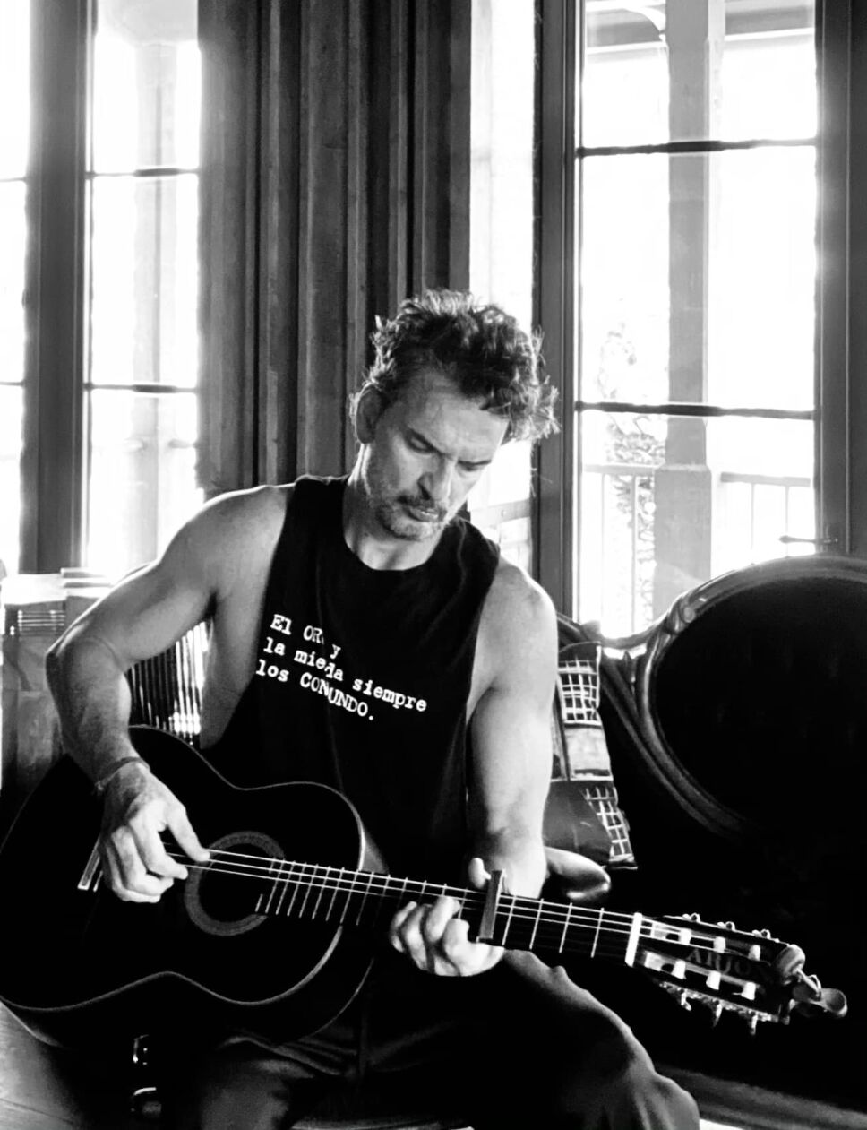 ricardo arjona hecho a la antigua streaming