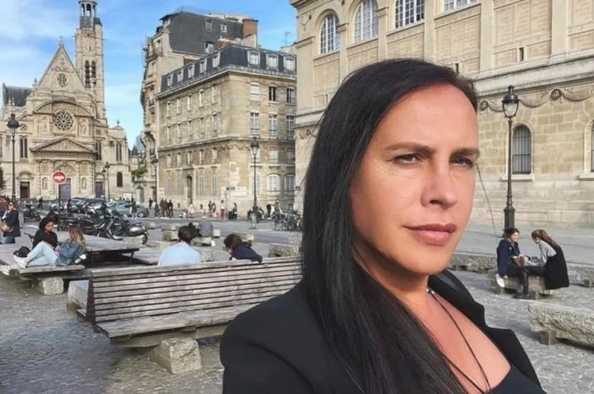 Karla en Paris.jpg