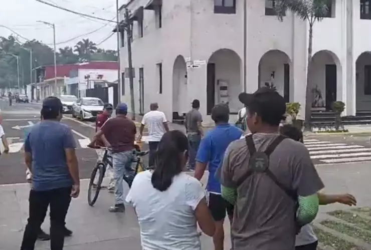 Manifestantes en el municipio Ixtaczoquitlán