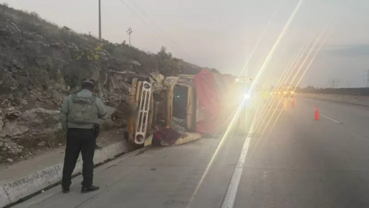 Accidente de camión deja caos en la carretera Puebla-Orizaba hoy: Cierre rumbo a Veracruz