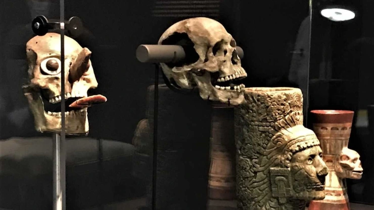 AZTECAS.jpg 1.jpg