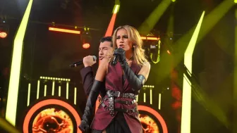 Por último, pero no por eso menos importante, recordaremos los increíbles vestuarios que ha usado Mar en cada uno de sus conciertos.