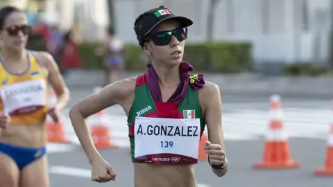 Alegna González volvió a representar a México de gran manera en el exterior