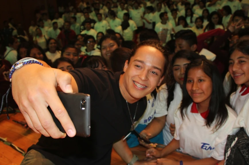 El talento de TV Azteca viviendo momentos increíbles con los asistentes