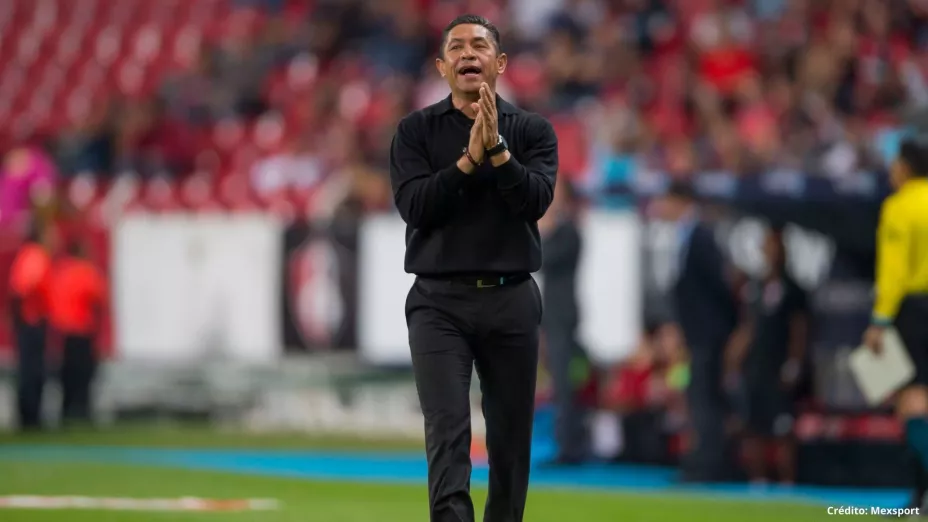 Ignacio Ambriz, técnico mexicano