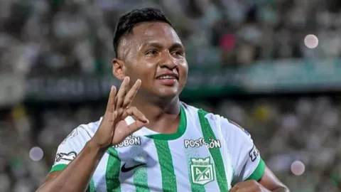 Alfredo Morelos es uno de los delanteros que busca Pumas