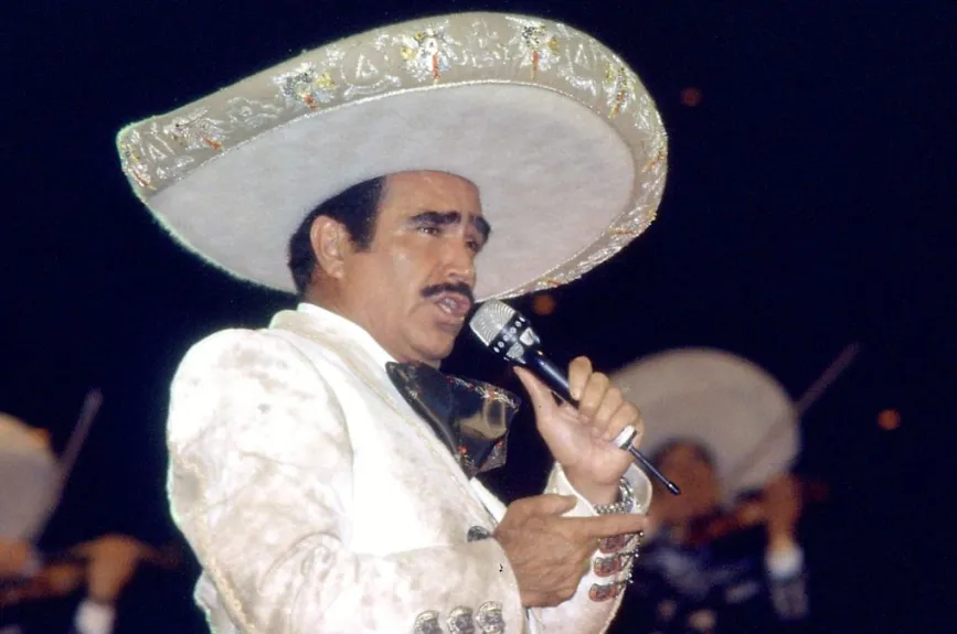 Su canción es “Acá entre nos” Vicente Fernández ¡Ya queremos ver su interpretación!