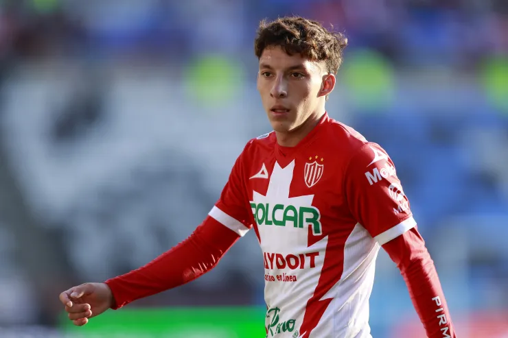 Heriberto Jurado con Necaxa vs Pachuca