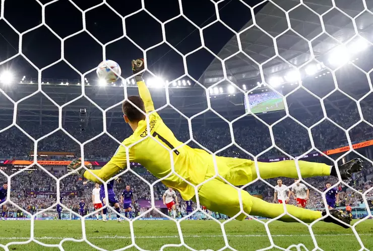 Szcesny ataja penal cobrado por Messi en Qatar 2022