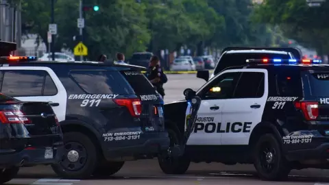 Le disparó a su vecina porque le pidió que le bajara a la música