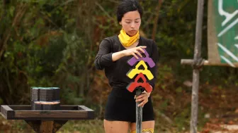 De manera vertical deberán colocarlo sobre una base.