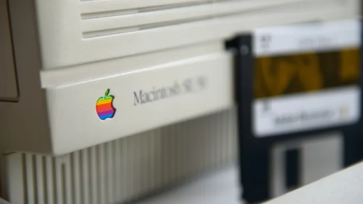 primera-Mac-de-Apple-Macintosh-128-K-populaaridad