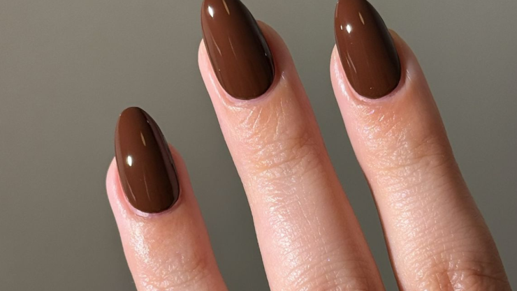 uñas café.png