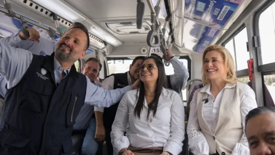 Maru Campos pone en marcha 9 estaciones más del BRT-1 en Ciudad Juárez