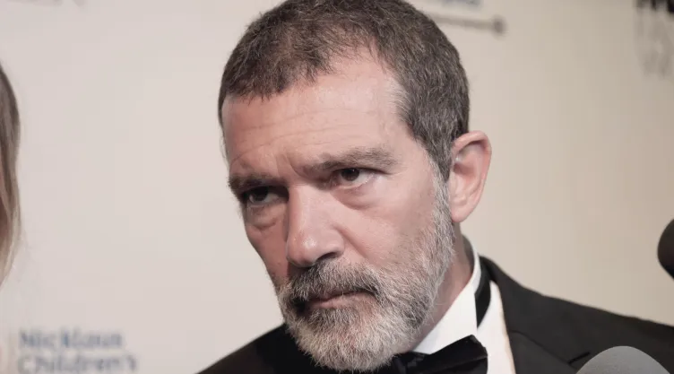 Antonio Banderas habla sobre su situación económica actual
