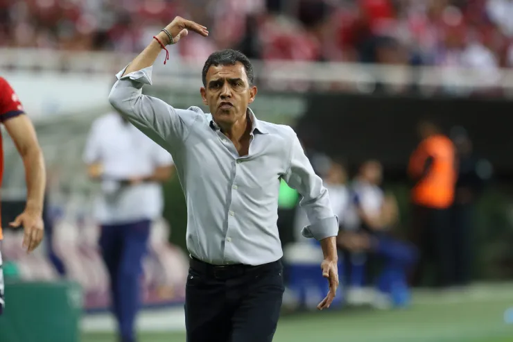 Ricardo Cadena entrenador de Chivas