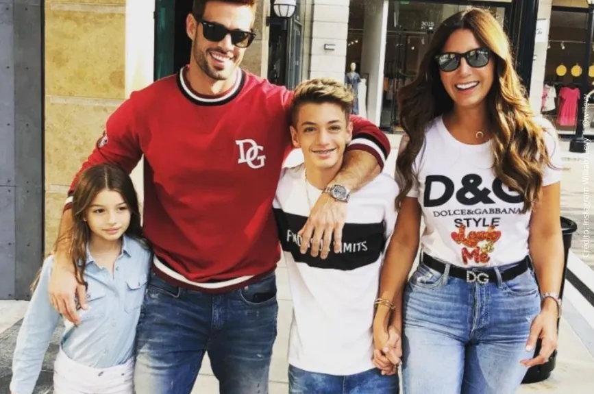 William Levy con la familia..jpg