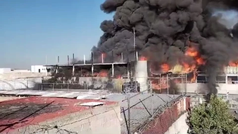 video incendio plaza oasis tepito cdmx