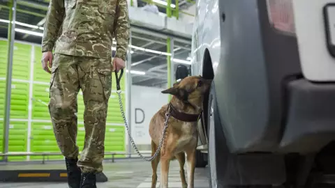 Evacúan la Preparatoria Maestros Mexicanos tras amenaza de bomba