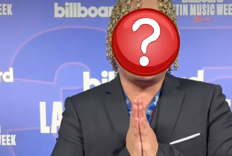 Dan Sur reemplaza su cabello con oro de 24 kilates (1).png