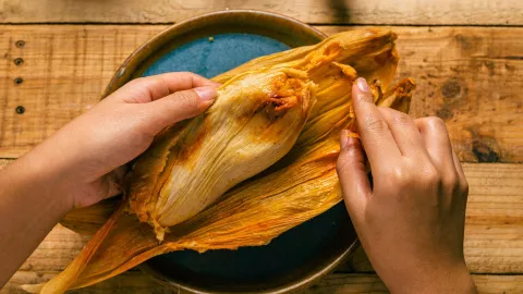 como hacer tamales de rajas