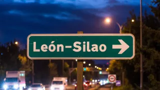 ¿Otro accidente TRÁFICO INTENSO en la carretera León-Silao por la tarde noche de hoy 22 de noviembre.jpg