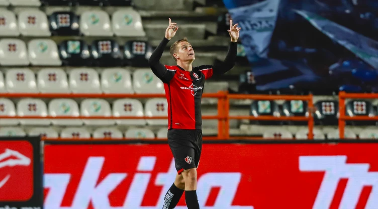 Julio Furch, delantero del Atlas