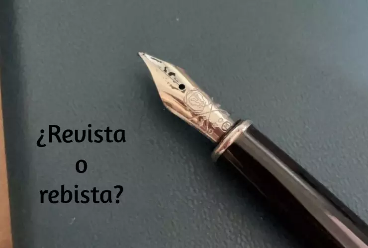 Revista o rebista ¿Cómo se escribe correctamente, según la RAE?
