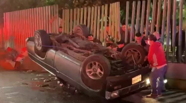 volcadura Insurgentes.jpeg