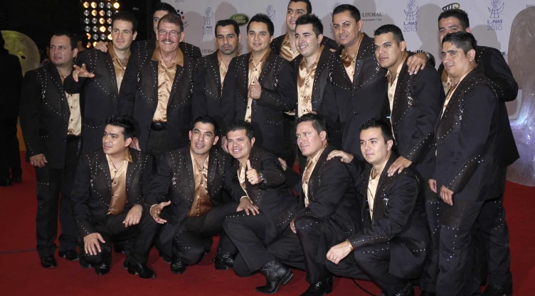 arrolladora banda el limón