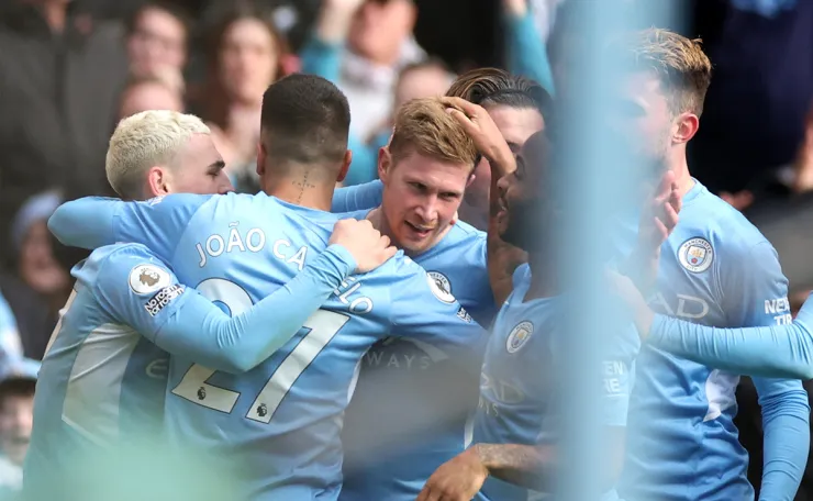 Manchester City celebra el gol de Kevin De Bruyne