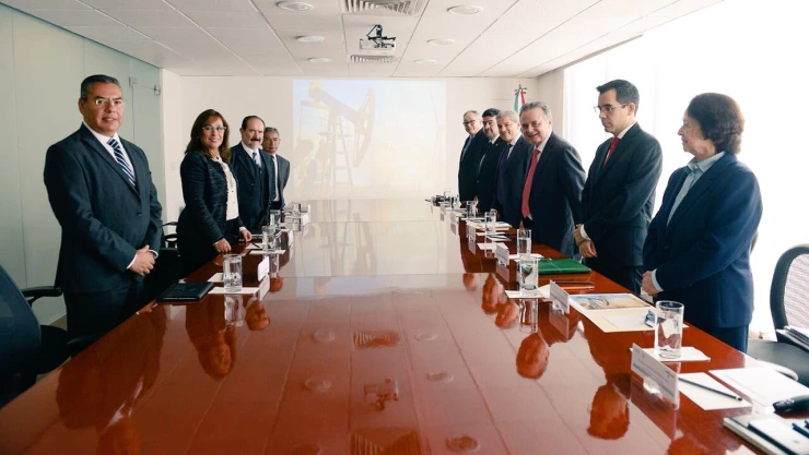 Reunión Coldwell y Rocío Nahle