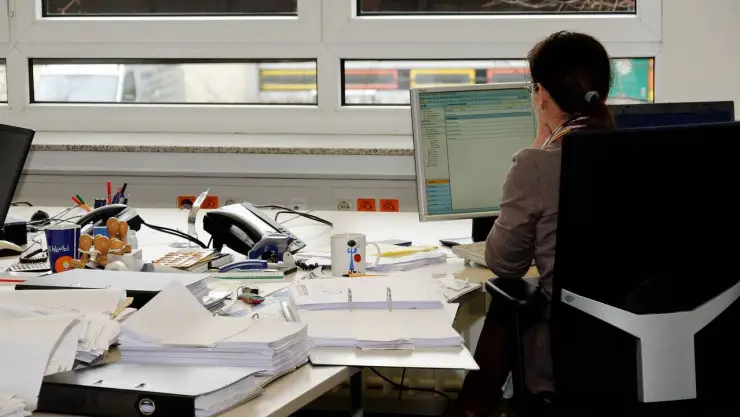 Reforma Laboral 2023: Avanza propuesta para aumentar días de descanso