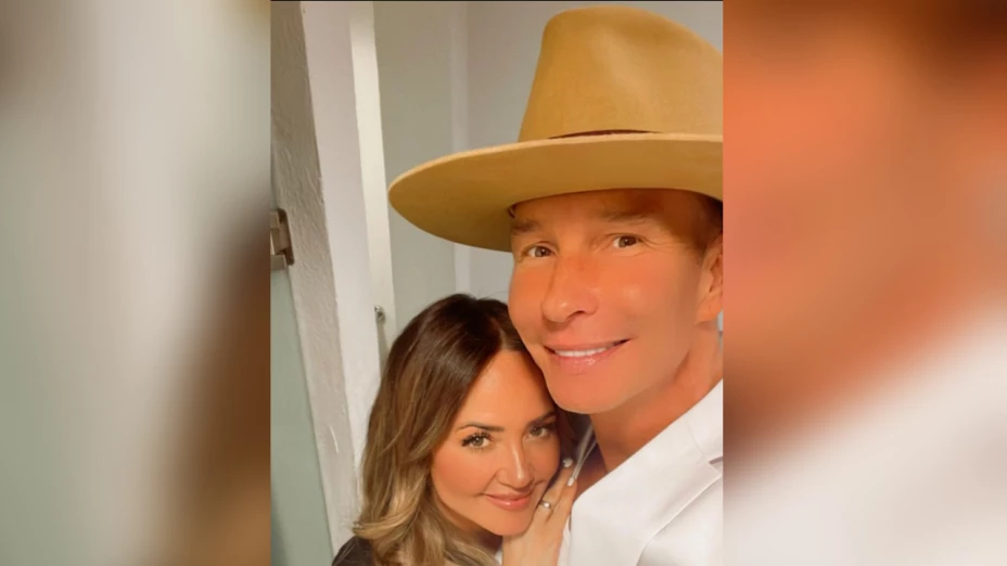 Andrea Legarreta y Erick Rubín