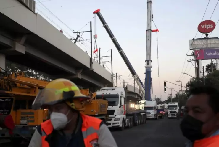 Trabajos de reparación del tramo elevado de la Línea 12 del metro sobre avenida Tláhuac
