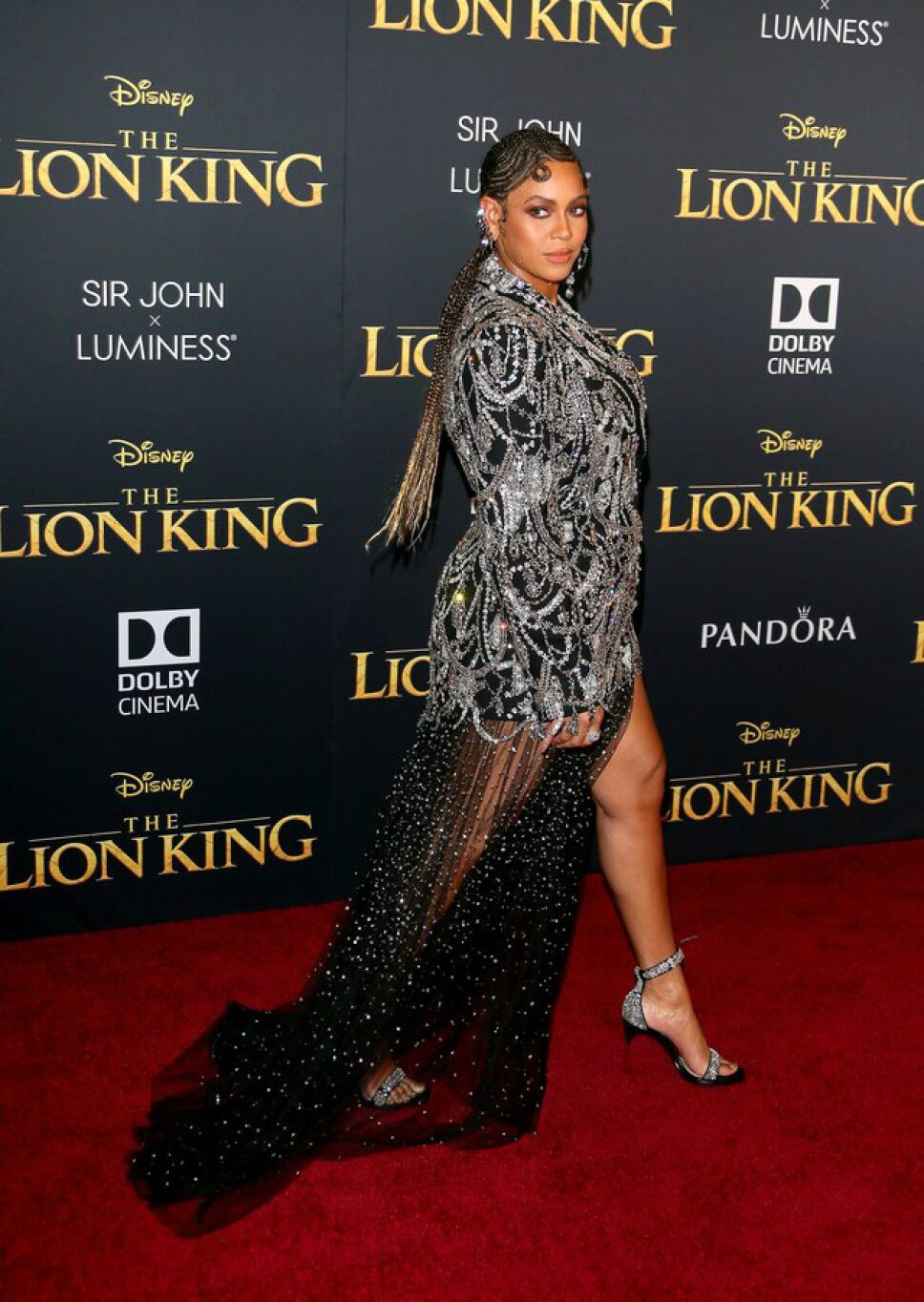 beyonce premiere look int2