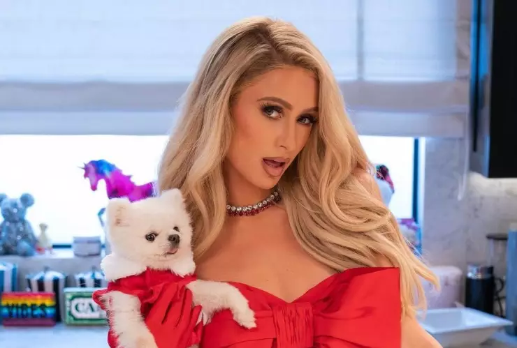 En la cocina con Paris Hilton.jpg