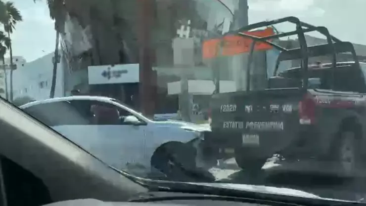 tráfico zona hotelera Cancún.jpg