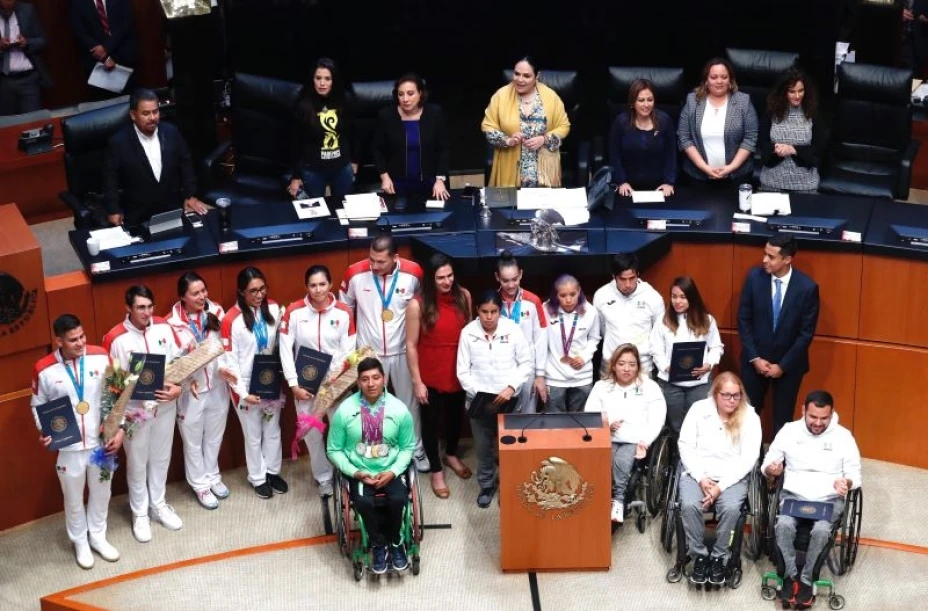 DEPORTISTAS SENADO