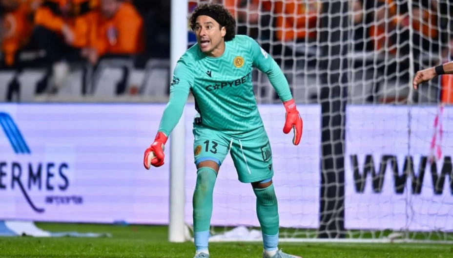 Memo Ochoa en Chipre