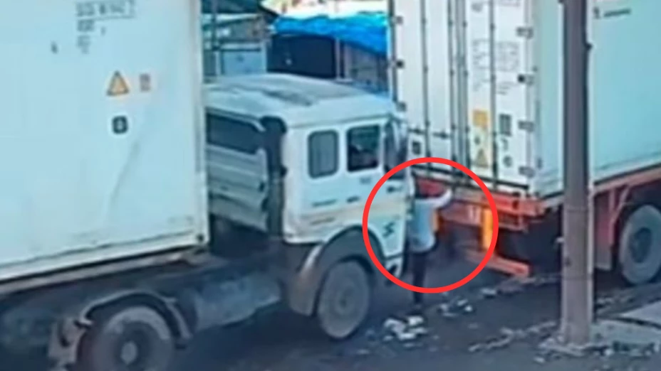 video accidente chofer india.png