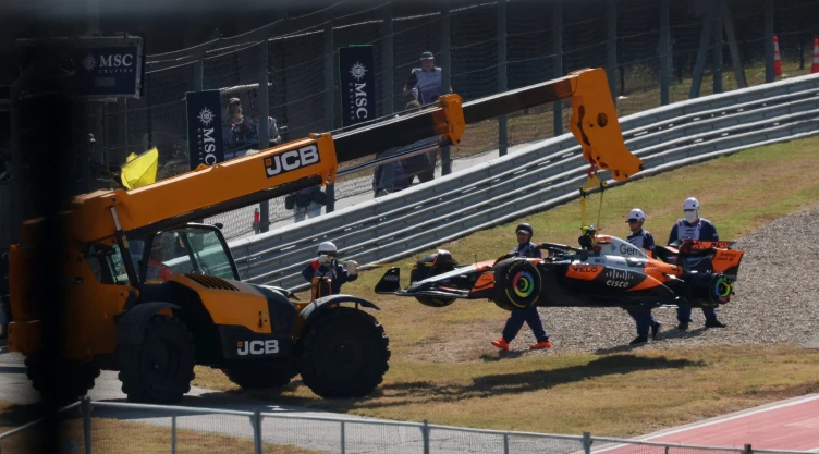 MCLAREN PIERDE A SUS DOS AUTOS EN LA SPRINT DE ESTADOS UNIDOS.